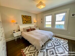 55 Eliot Cres, Unit 1 in Chestnut Hill, MA - Building Photo - Building Photo