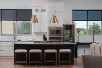 101 Decker Dr in Irving, TX - Building Photo - Building Photo