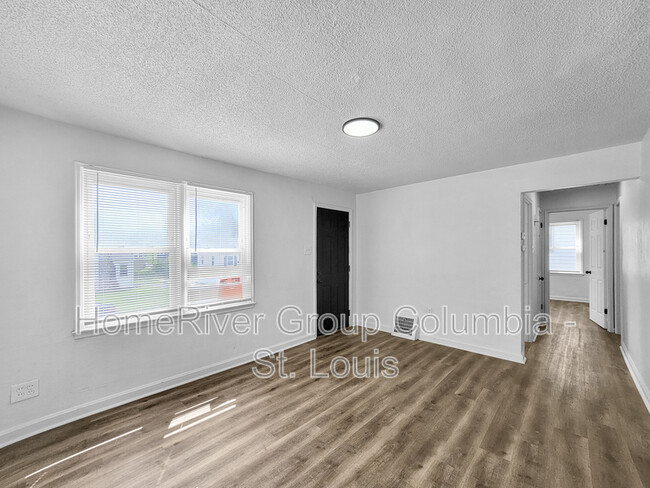 7445 Calvin Ave in St. Louis, MO - Building Photo - Building Photo