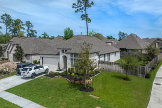 The Meadows at Imperial Oaks in Conroe, TX - Building Photo - Building Photo