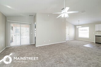 1147 Royal Ridge Dr in Davenport, FL - Building Photo - Building Photo