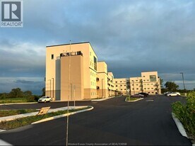 1900 6TH Conc in Lasalle, ON - Building Photo