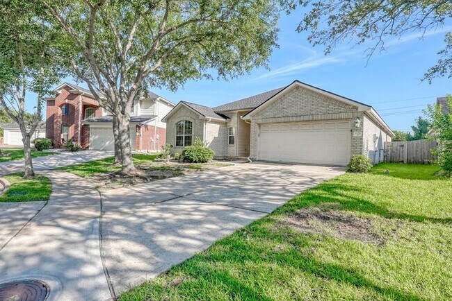 property at 1526 Rogers Lake Ln