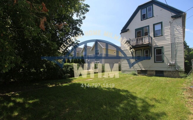 2730 N Vel R. Phillips Ave in Milwaukee, WI - Building Photo - Building Photo