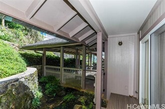 3550 Kumu Pl in Honolulu, HI - Building Photo - Building Photo