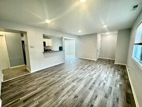 741 Edgelake Point in Schaumburg, IL - Building Photo - Building Photo