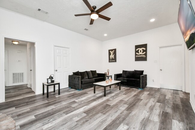 property at 22723 Earlmist Dr