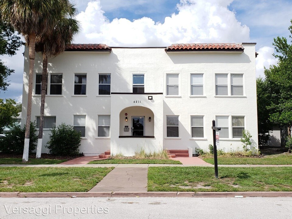 4211 W North A St in Tampa, FL - Building Photo