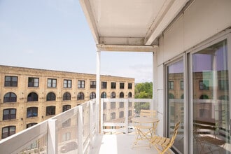 1640 N Water St in Milwaukee, WI - Building Photo - Building Photo