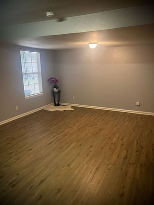 739 E Ashby Pl in San Antonio, TX - Building Photo - Building Photo