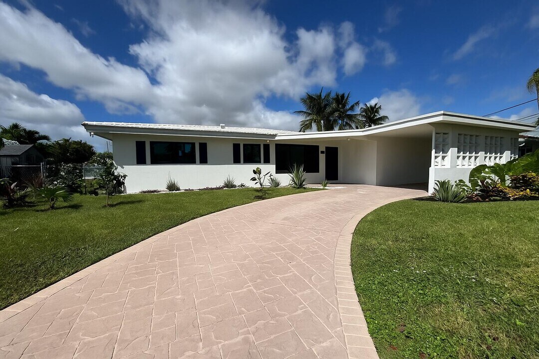 731 SE 5th Ave in Pompano Beach, FL - Building Photo