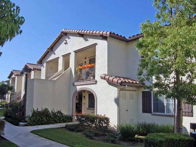 Jasmine at Founders Village Senior Housing in Fountain Valley, CA - Building Photo