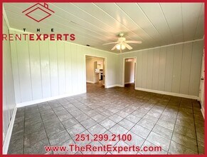 7471 Firetower Rd S in Theodore, AL - Building Photo - Building Photo