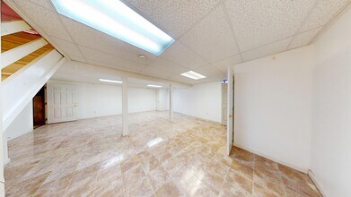 128 N Taylor Ave in Norwalk, CT - Building Photo - Building Photo