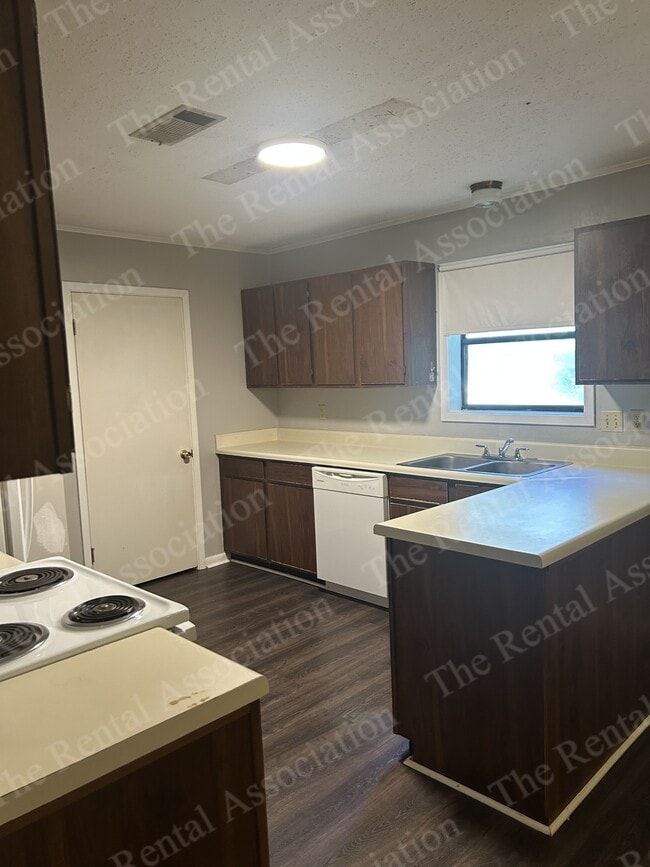 property at 715 Jody Ct