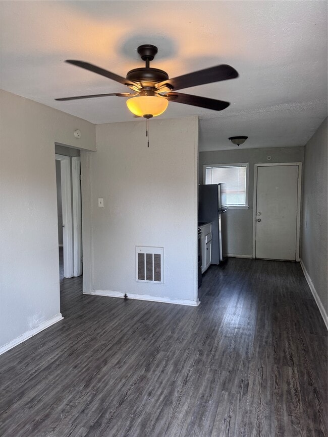 1610 Mystic St in Houston, TX - Building Photo - Building Photo