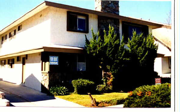 103 N Valencia St in Alhambra, CA - Building Photo - Building Photo