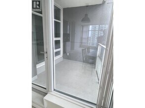 4880 Bennett St in Burnaby, BC - Building Photo - Building Photo