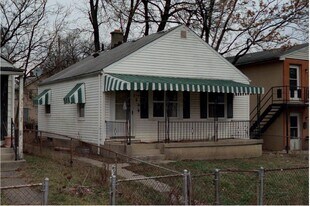 1494 E 25th Ave in Columbus, OH - Building Photo