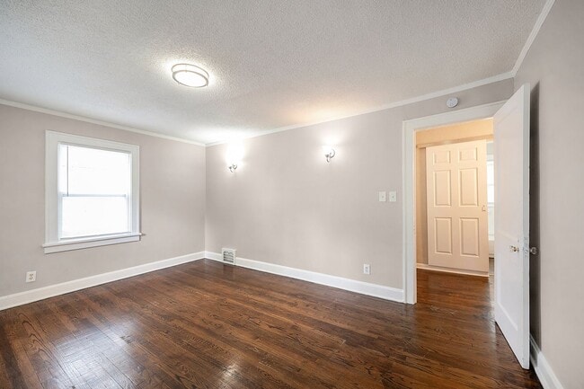 5409 The Paseo in Kansas City, MO - Building Photo - Building Photo
