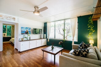 3810 Leahi Ave in Honolulu, HI - Building Photo - Building Photo