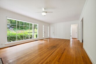 2264 Red Mountain Terrace S in Birmingham, AL - Foto de edificio - Building Photo