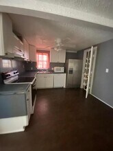 1516 S Ann St in Rockport, TX - Building Photo - Building Photo