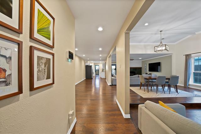 8525 Grumman Dr in Dallas, TX - Building Photo - Building Photo