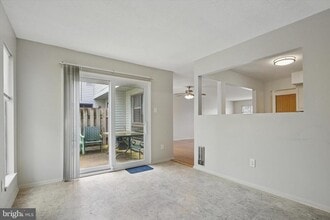 102 Revere Dr in Harleysville, PA - Building Photo - Building Photo