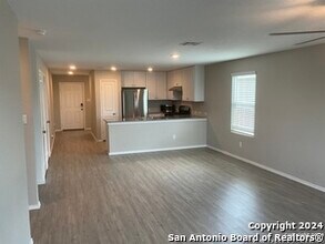 5813 Companion Lp in Bulverde, TX - Building Photo - Building Photo