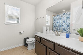 2314 Red Slate Dr in Arcola, TX - Building Photo - Building Photo