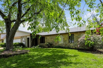 476 Spring Dr in Greenwood, IN - Building Photo - Building Photo