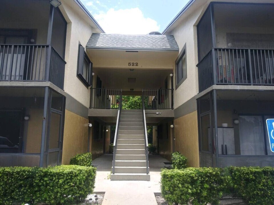 522 Trace Cir in Deerfield Beach, FL - Building Photo