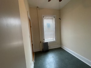 98 Bristol St in Brooklyn, NY - Building Photo - Building Photo
