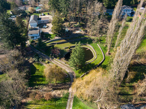 19755 35th Ave NE in Lake Forest Park, WA - Building Photo - Building Photo