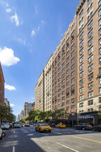 35-39 W 72nd St in New York, NY - Building Photo - Building Photo