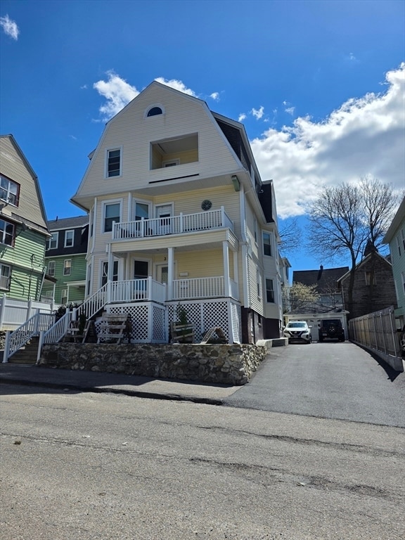 2 Hillside St in Worcester, MA - Building Photo - Building Photo