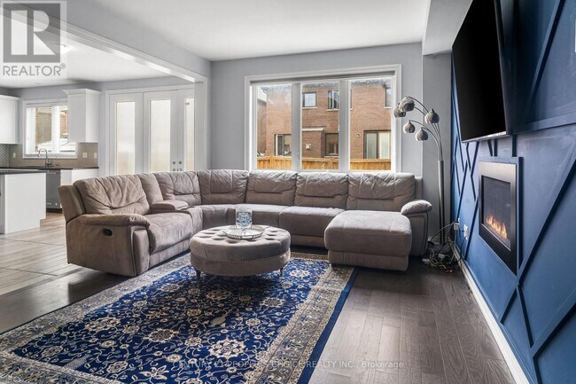 22 Gainsford Rd in Brampton, ON - Building Photo - Building Photo
