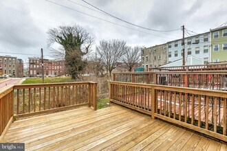411 McAllister St in Baltimore, MD - Building Photo - Building Photo