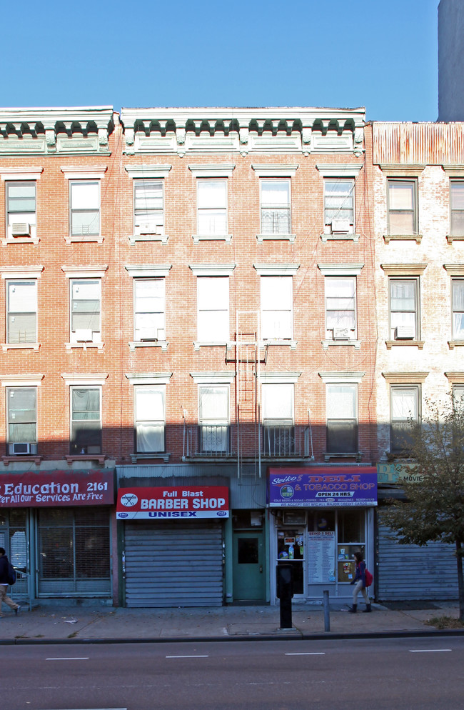 2163 Second Ave in New York, NY - Foto de edificio - Building Photo