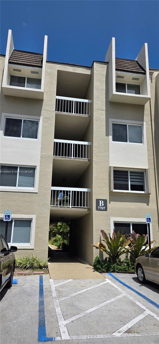 7707 Camino Real