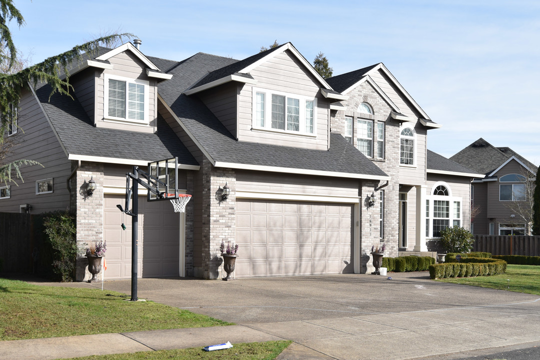 Sherwood Blvd in Sherwood, OR - Building Photo