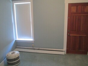 45 Tewksbury St in Winthrop, MA - Foto de edificio - Building Photo