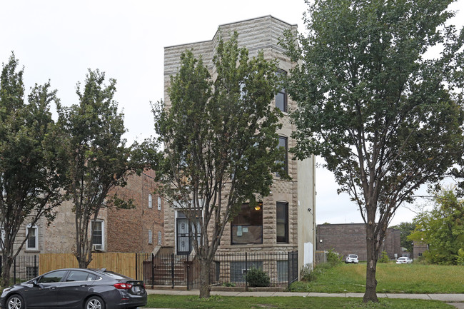 3346 W Monroe St in Chicago, IL - Building Photo - Building Photo