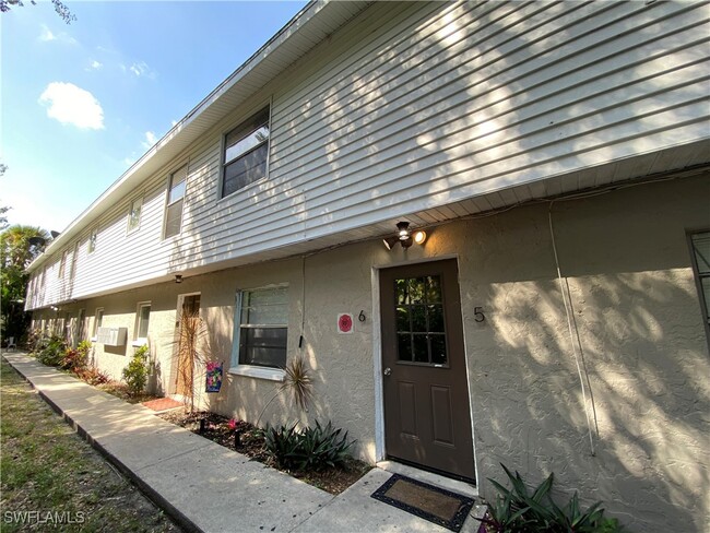 property at 3160 E Riverside Dr