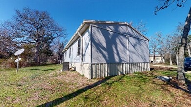 5585 Straub Rd, Unit 110 in College Station, TX - Building Photo - Building Photo