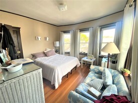 122 Columbia St, Unit 3 in Cambridge, MA - Building Photo