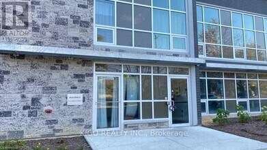 275 Larch St in Waterloo, ON - Building Photo - Building Photo