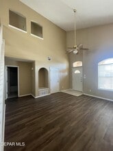 3373 Mike Godwin Dr in El Paso, TX - Foto de edificio - Building Photo