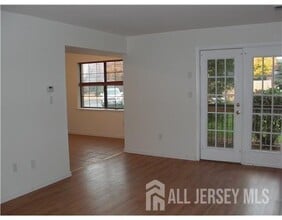 1301 Green Hollow Dr in Iselin, NJ - Building Photo - Building Photo